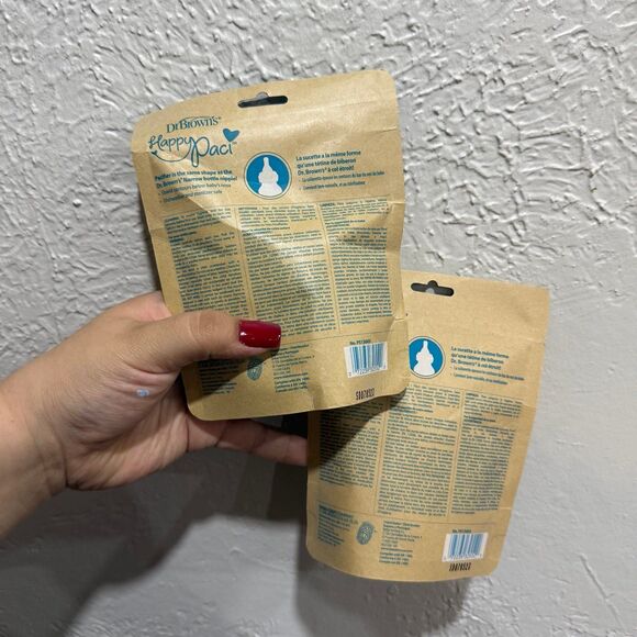 Dr Brown Happy Paci Lot of 2 brand new 0-6 months - Picture 2 of 2